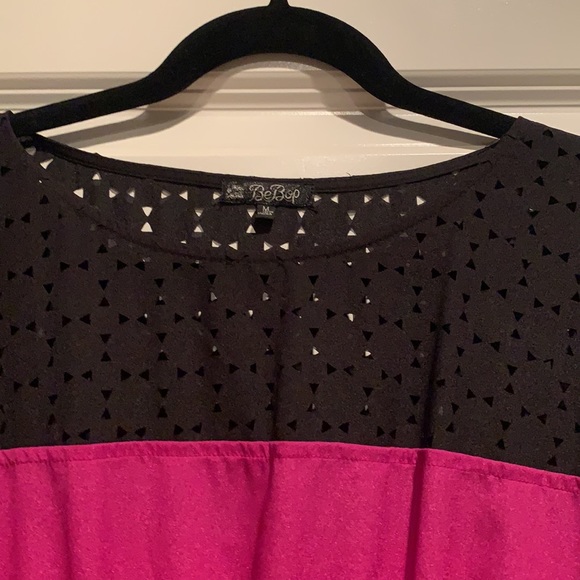 Magenta and black dress - Picture 3 of 3